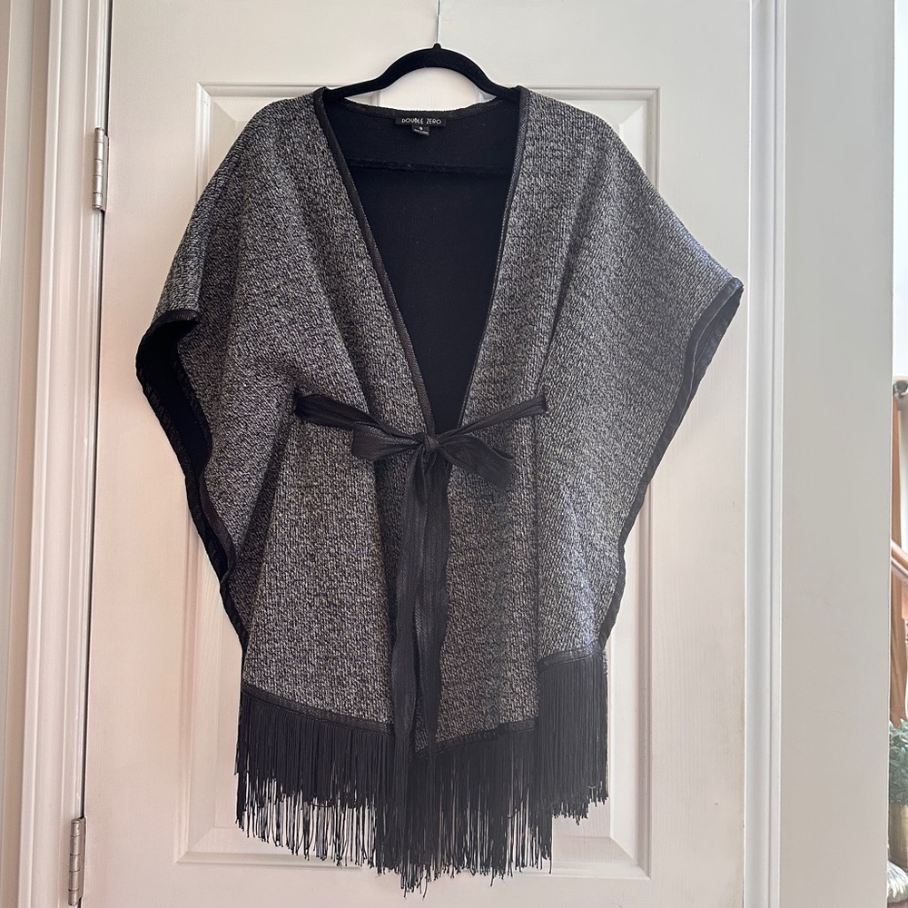 Double Zero Gray Knit Fringe Poncho Tie Front Size S